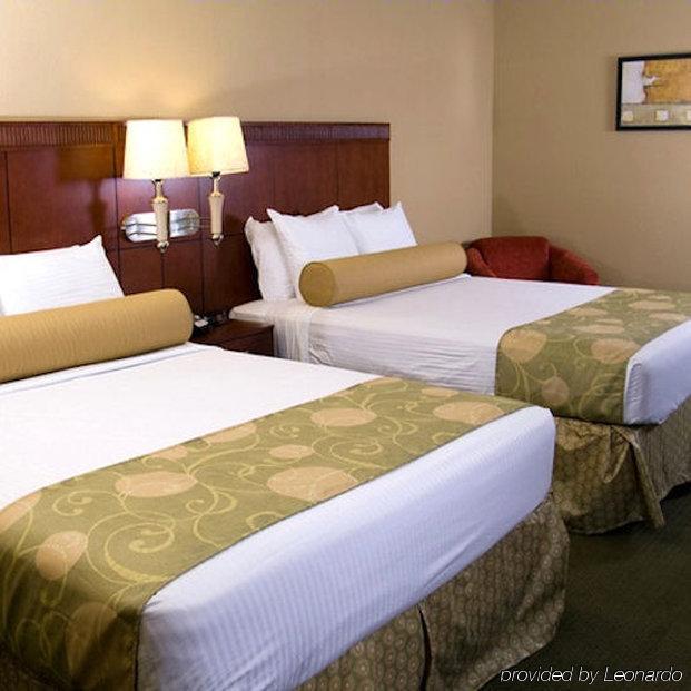 Big Splash Adventure Hotel And Indoor Water Park French Lick Habitación foto